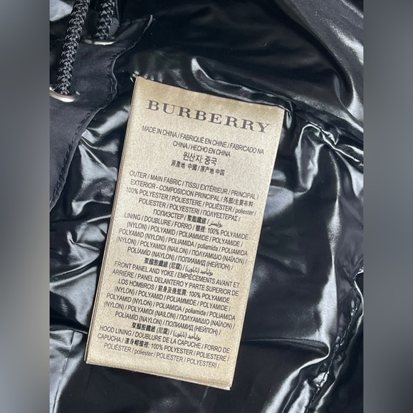 BURBERRY (AUTHENTIC)  HOODED QUILTED JACKET size S - Picture 10 of 13